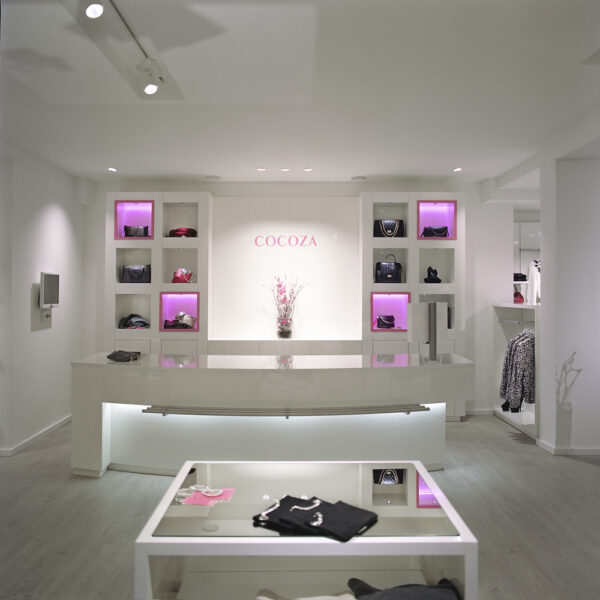 RGB osvětlení dámského butiku