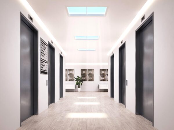 Virtuální sluneční okno v prostoru výtahů