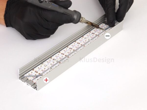pájení kontaktů LED pásku