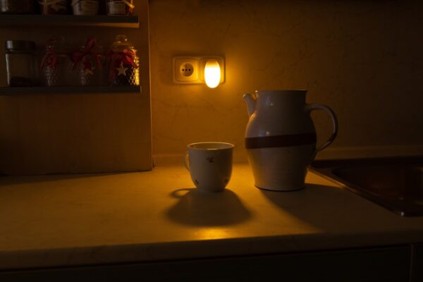 Noční světlo JUNO neobsahuje modré světlo