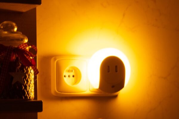 Noční světlo JUPITER neobsahuje modré světlo